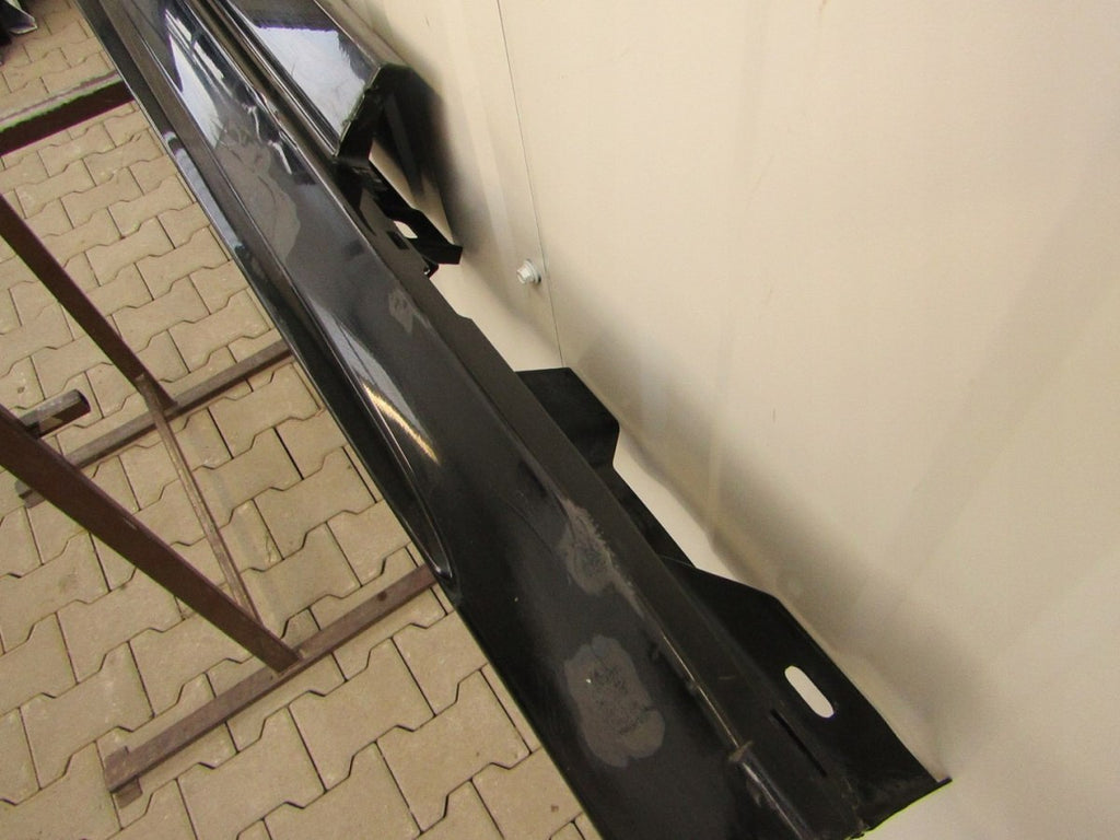 Lajsna praga desna Mercedes C 205 Cabrio AMG 14-