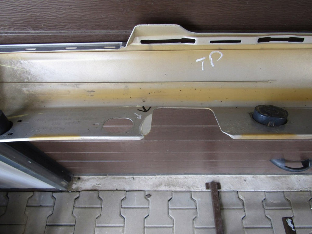 Lajsna praga desna Mercedes CL 216 PUR 05-