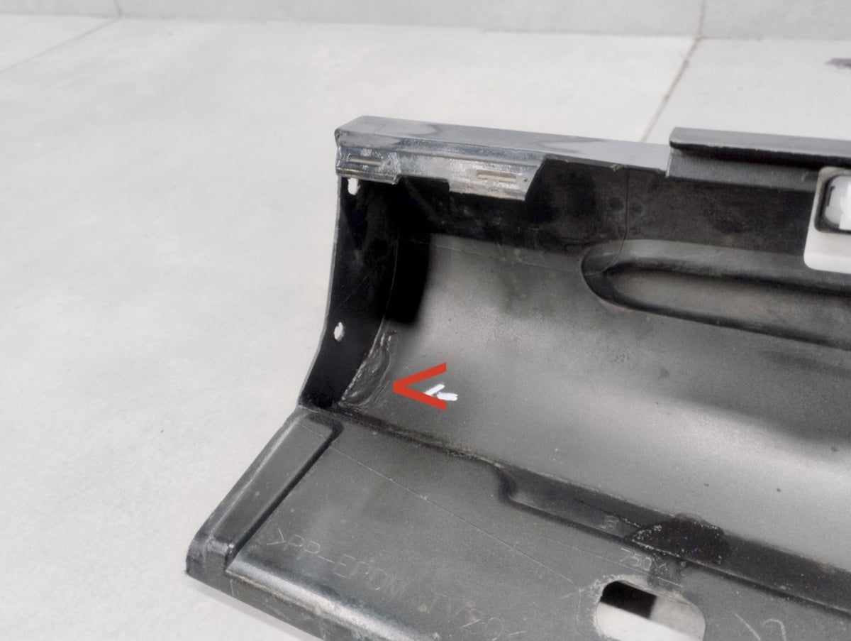 Lajsna praga desni Mercedes CLA 1 I 13-19 AMG 117