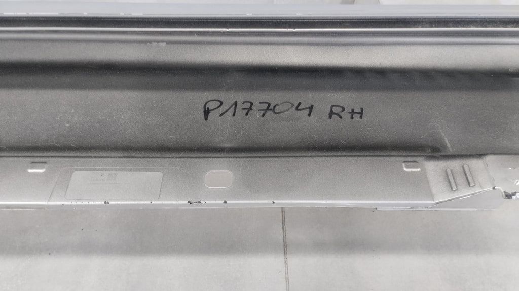 Lajsna praga desni Mercedes CLA 2 II AMG W118 19- A118