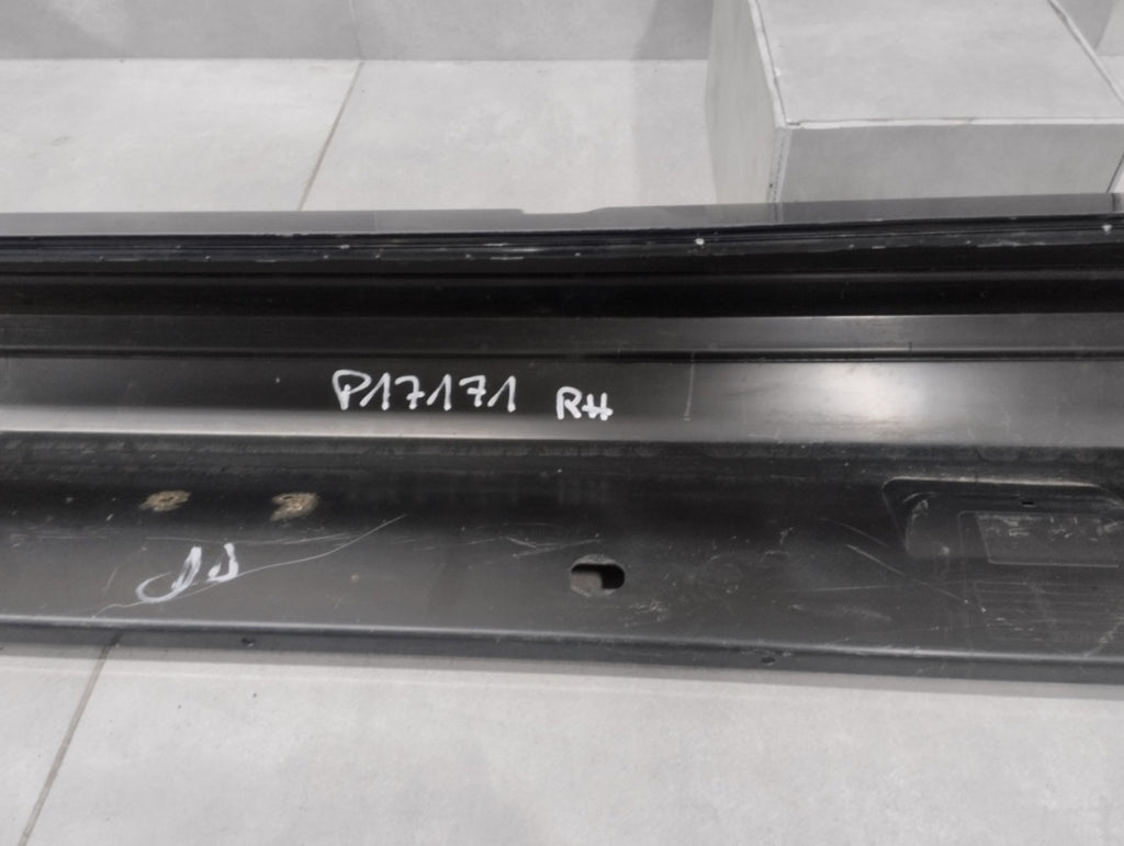 Lajsna praga desni Mercedes CLS AMG Lift 218 14-