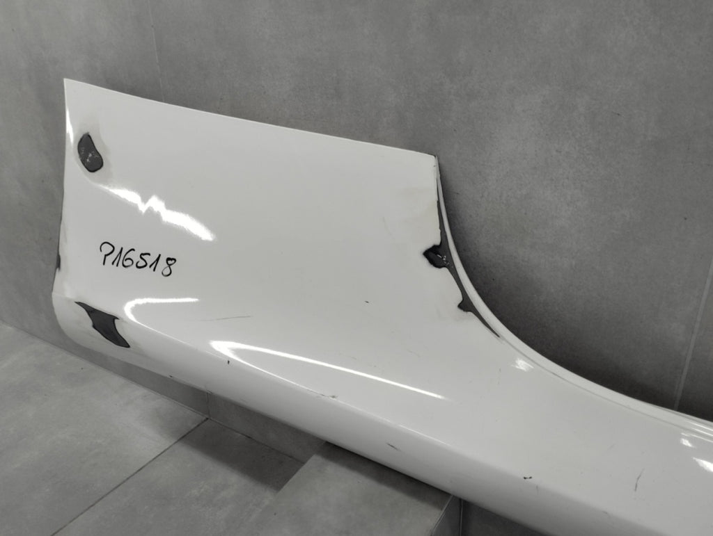 Lajsna praga desni Mercedes E Coupe 238 AMG 16-