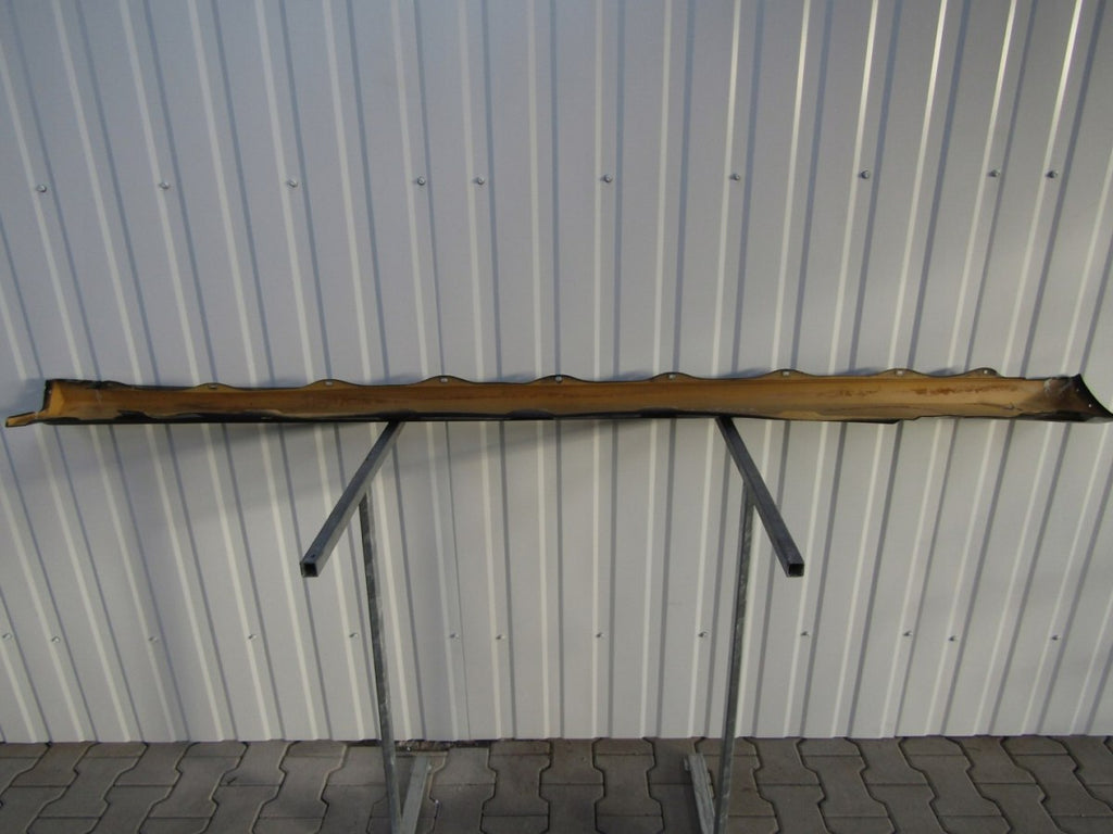 Lajsna praga desna Mercedes R 251 05-08 obloga