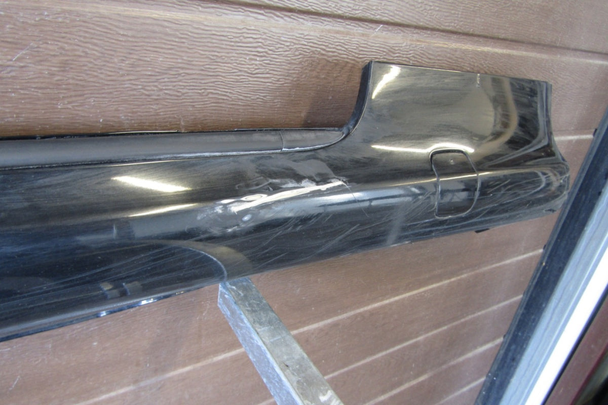 Lajsna praga desna Mercedes SL 230 R230 01-