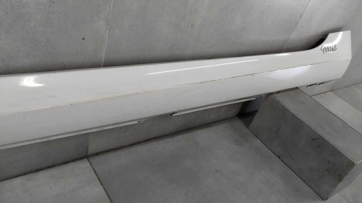 Lajsna praga lijevi Ford Fiesta MK8 ST Line ST 5D 18-