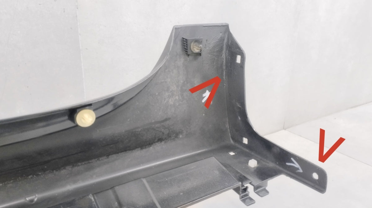 Lajsna praga desni Toyota Yaris 4 IV 20- Mazda 2 22- Hybrid