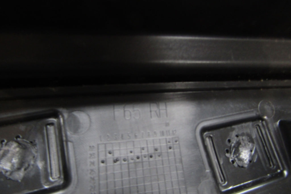 Lajsna praga desni Mini Cooper S JCW Trim F65 5d 24-