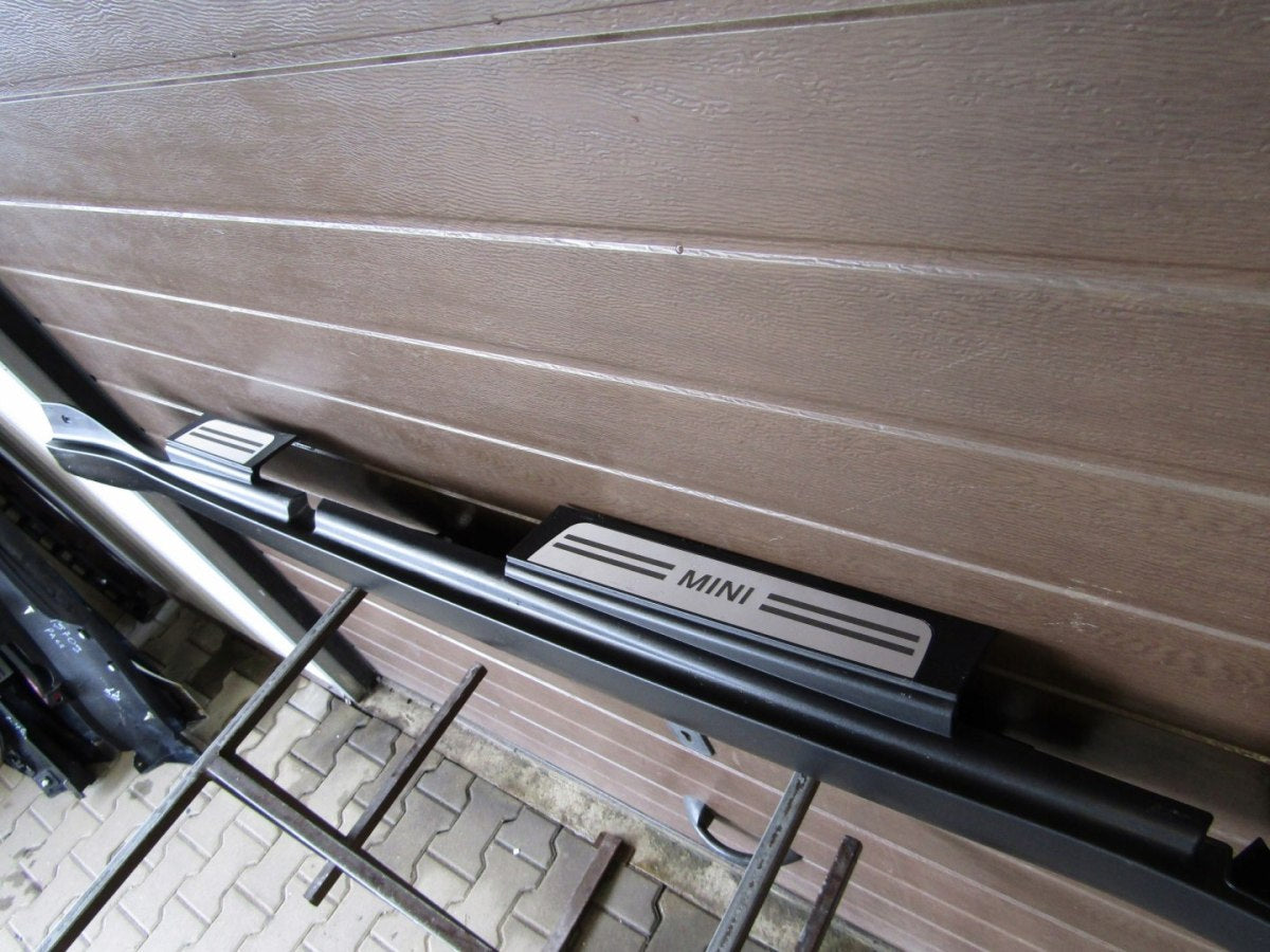 Lajsna praga desna Mini Countryman 10-16 R60