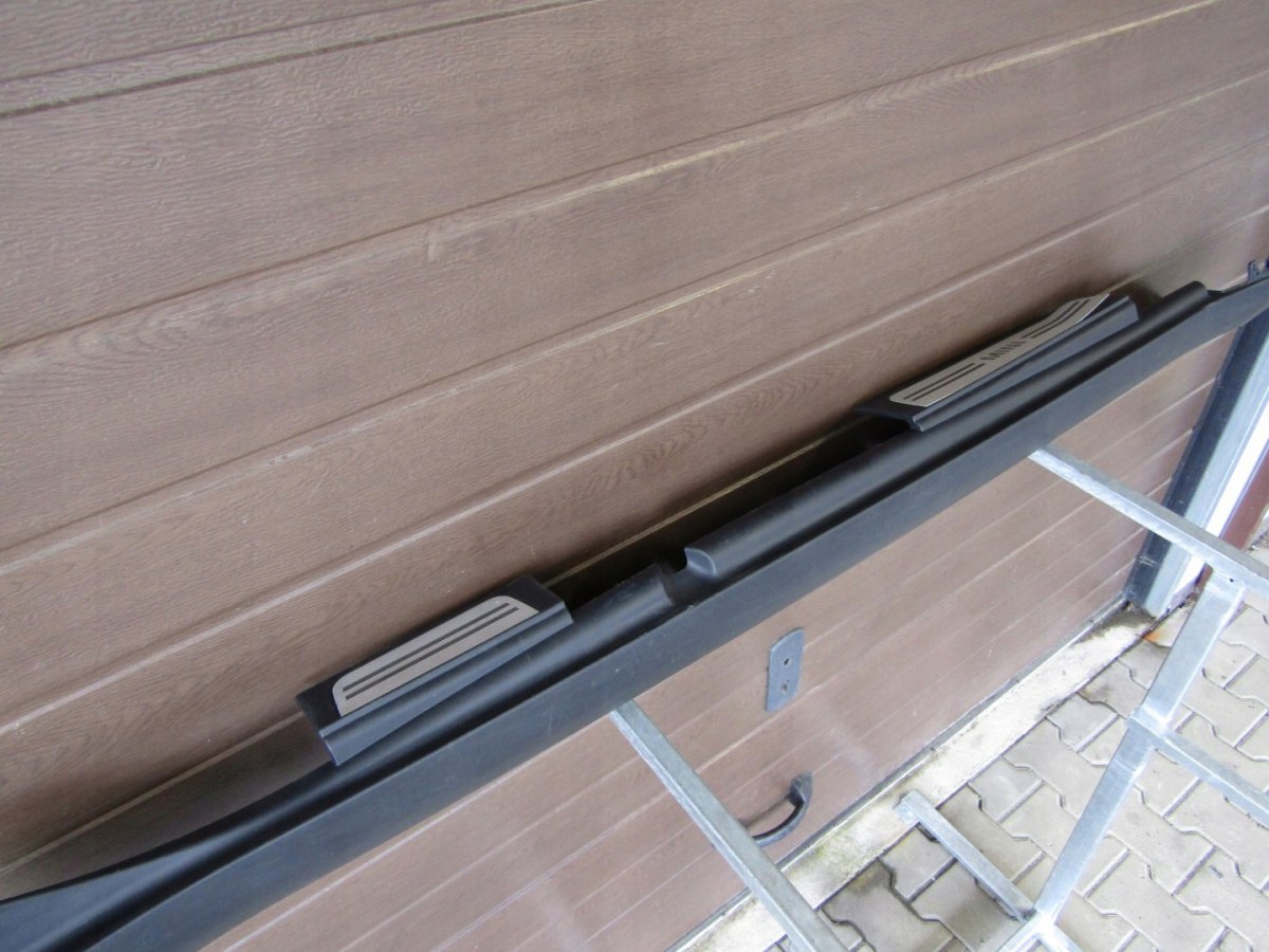 Lajsna praga desna Mini Countryman 10-16 R60