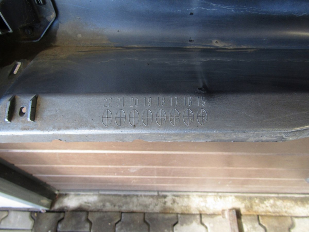 Lajsna praga desna Mitsubishi Outlander 3 Lif 15