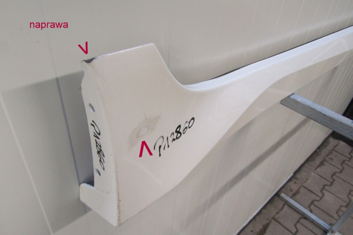 Lajsna praga desna Nissan Leaf II ZE1 17-