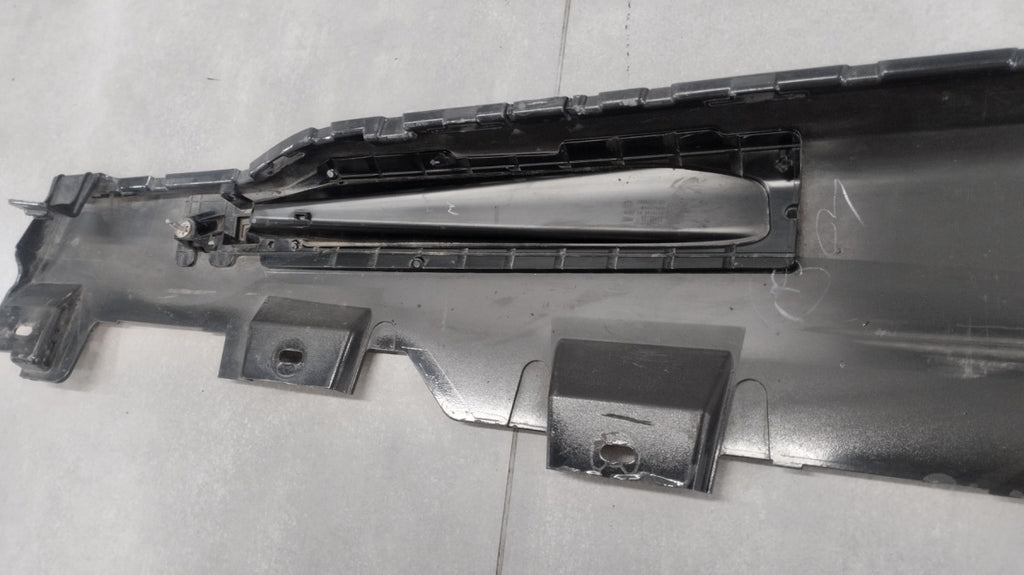 Lajsna praga desni BMW X6 G06 M paket 19- próg