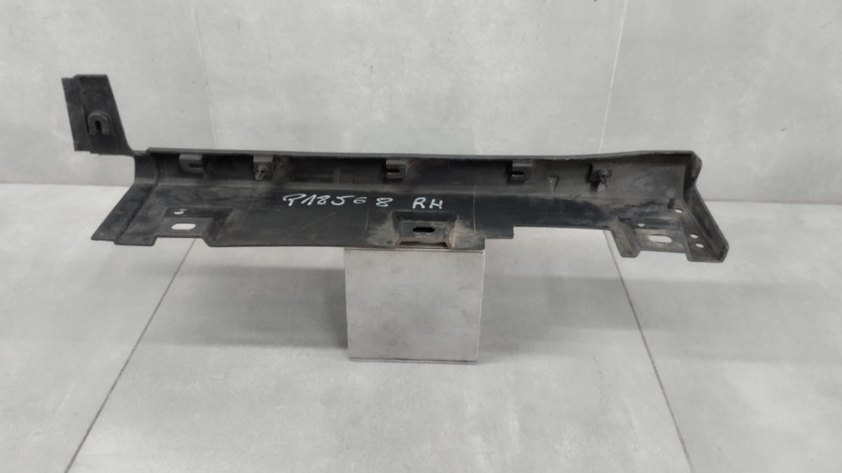 Lajsna praga desni FORD COURIER ET76-101A04-BIG 14-24