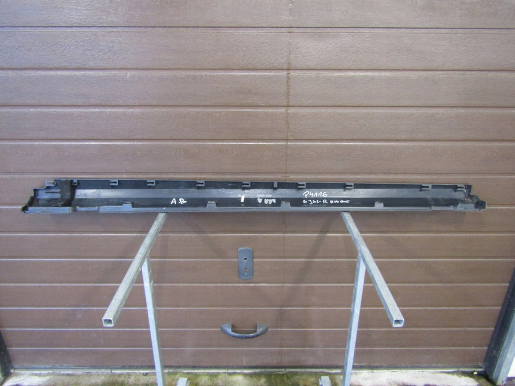 Lajsna praga desna Range Rover Evoque BJ32-10154