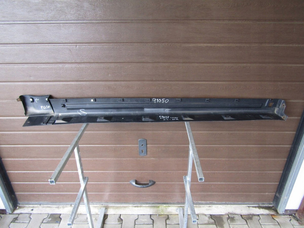Lajsna praga desna Range Rover Evoque Sport 04-