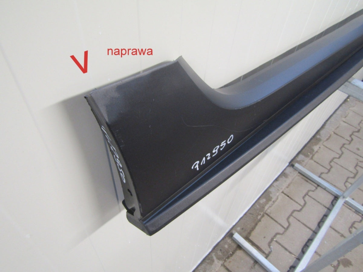 Lajsna praga desna Renault Megane IV 4 RS 18-