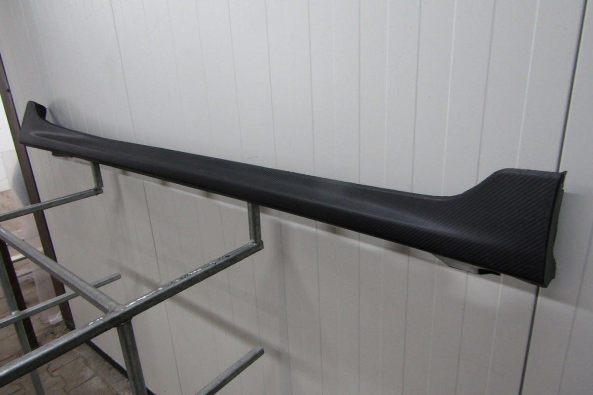 Lajsna praga desna Suzuki Swift Sport MK6 17-24 sport