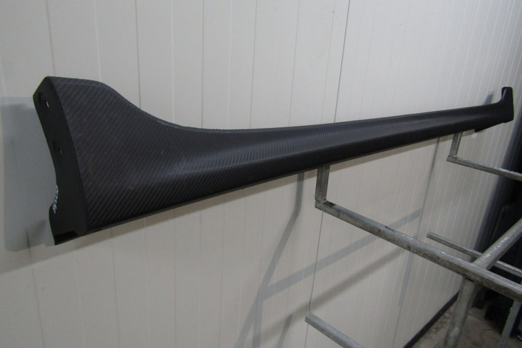 Lajsna praga desna Suzuki Swift Sport MK6 17-24 sport