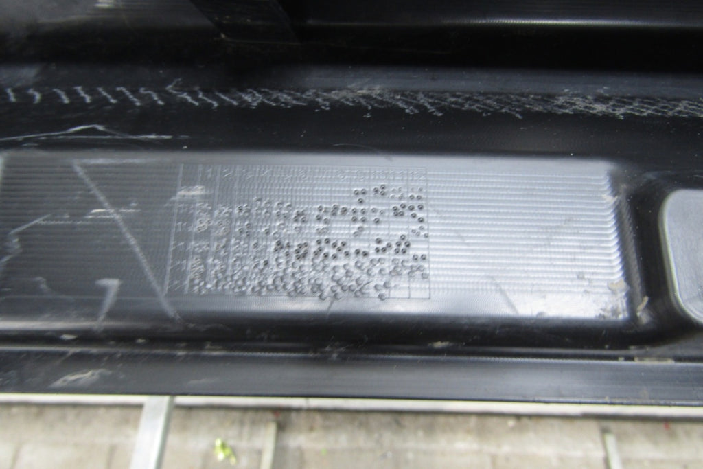 Lajsna praga desna Suzuki Swift Sport MK6 17-24 sport