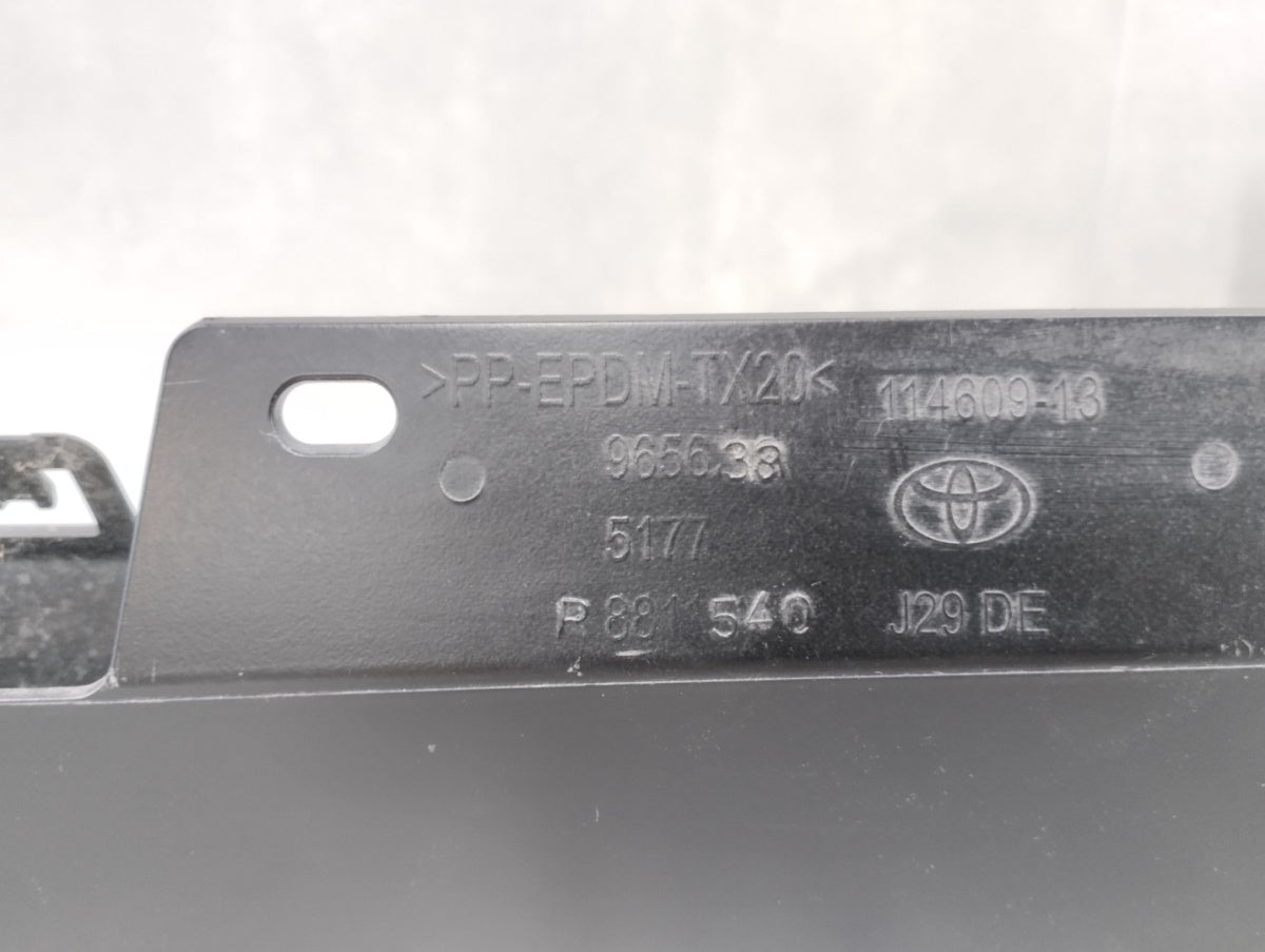 Lajsna praga desni TOYOTA GR SUPRA V 5 19- J29 DB