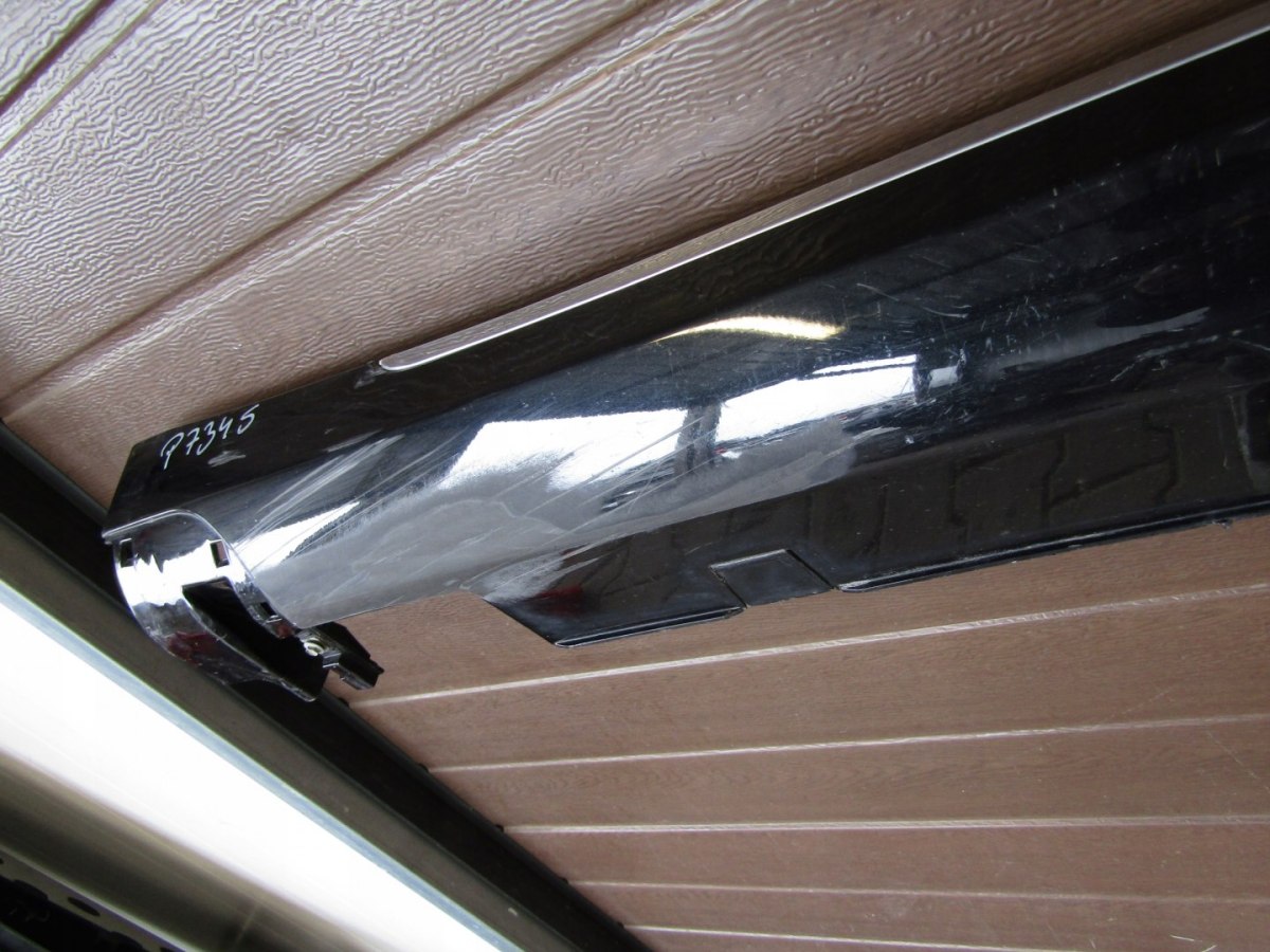 Lajsna praga desna Tesla S hrom Lift 16-