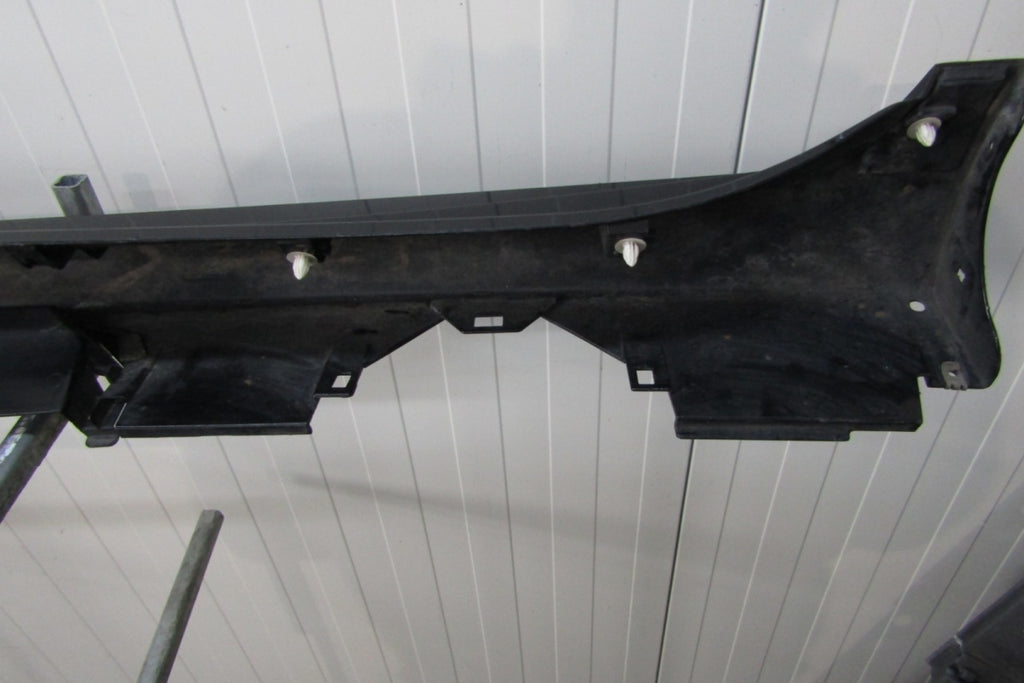 Lajsna praga desna Toyota Camry XV70 17- 75850 33130