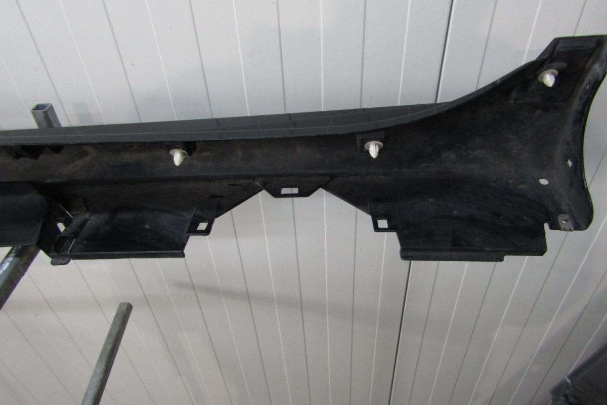 Lajsna praga desna Toyota Camry XV70 17- 75850 33130