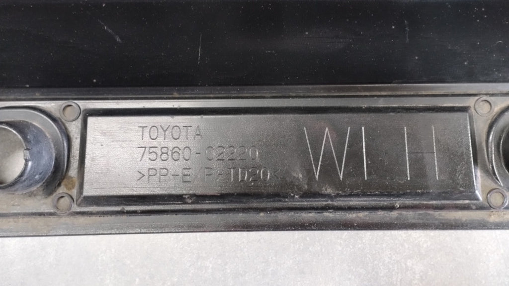 Lajsna praga lijevi Toyota Corolla XII kombi E21