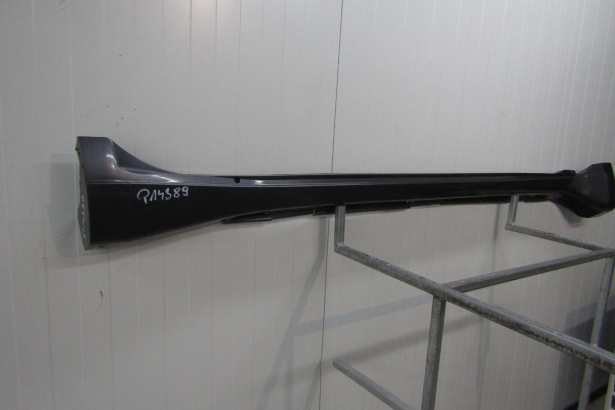 Lajsna praga desna Toyota Land Cruiser 150 09- 5D JM150