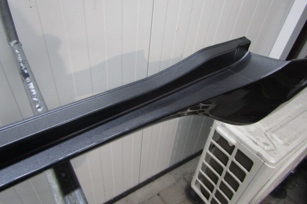 Lajsna praga desna Toyota Land Cruiser 150 09- 5D JM150