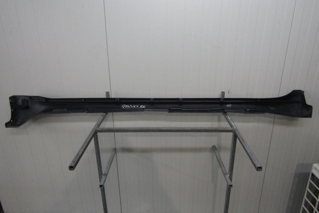 Lajsna praga desna Toyota Land Cruiser 150 09- 5D JM150