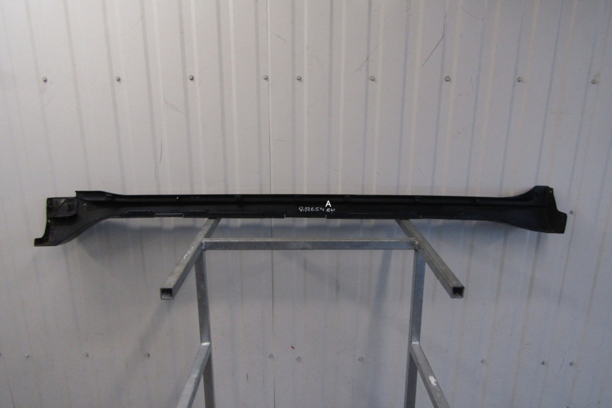 Lajsna praga desna Toyota Land Cruiser 150 09- 5D JM150