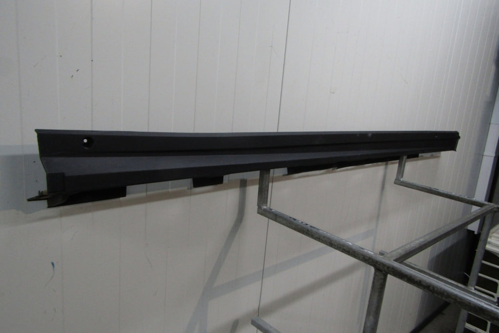 Lajsna praga desna Toyota RAV 4 RAV 4 5 V XA50 19-