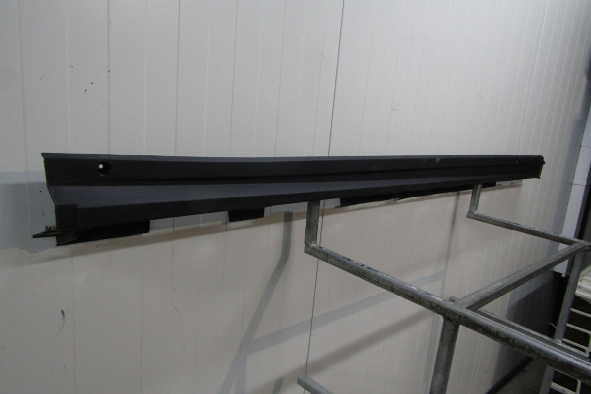Lajsna praga desna Toyota RAV 4 RAV 4 5 V XA50 19-