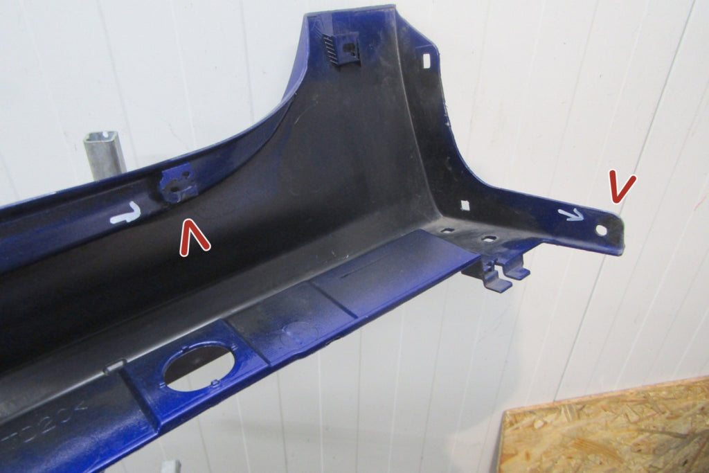 Lajsna praga desni Toyota Yaris 4 IV 20- Mazda 2 22- Hybrid
