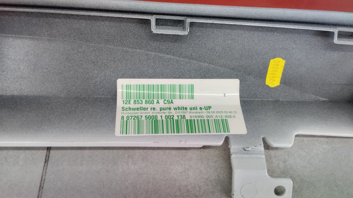 Lajsna praga desni VW E UP 13- 1S0 E-UP GTI