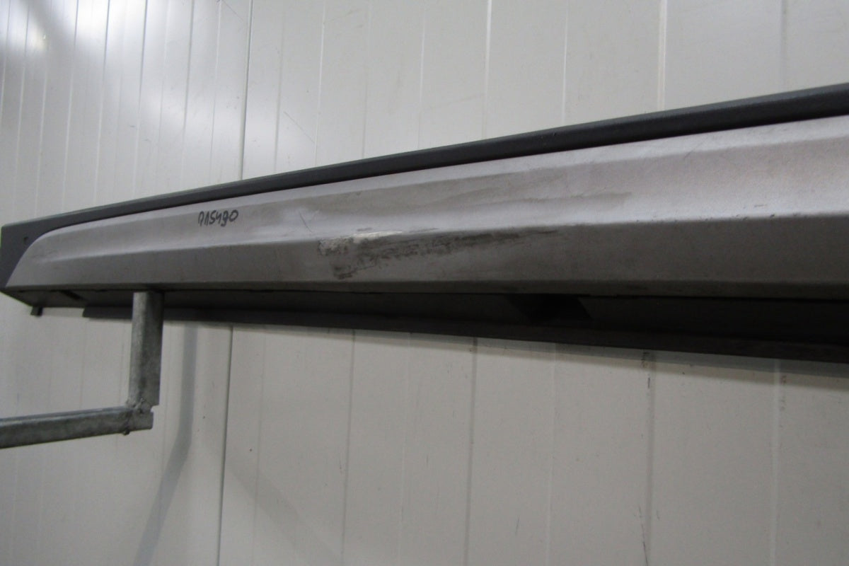 Lajsna praga desni VW TAIGO 2G7 21-