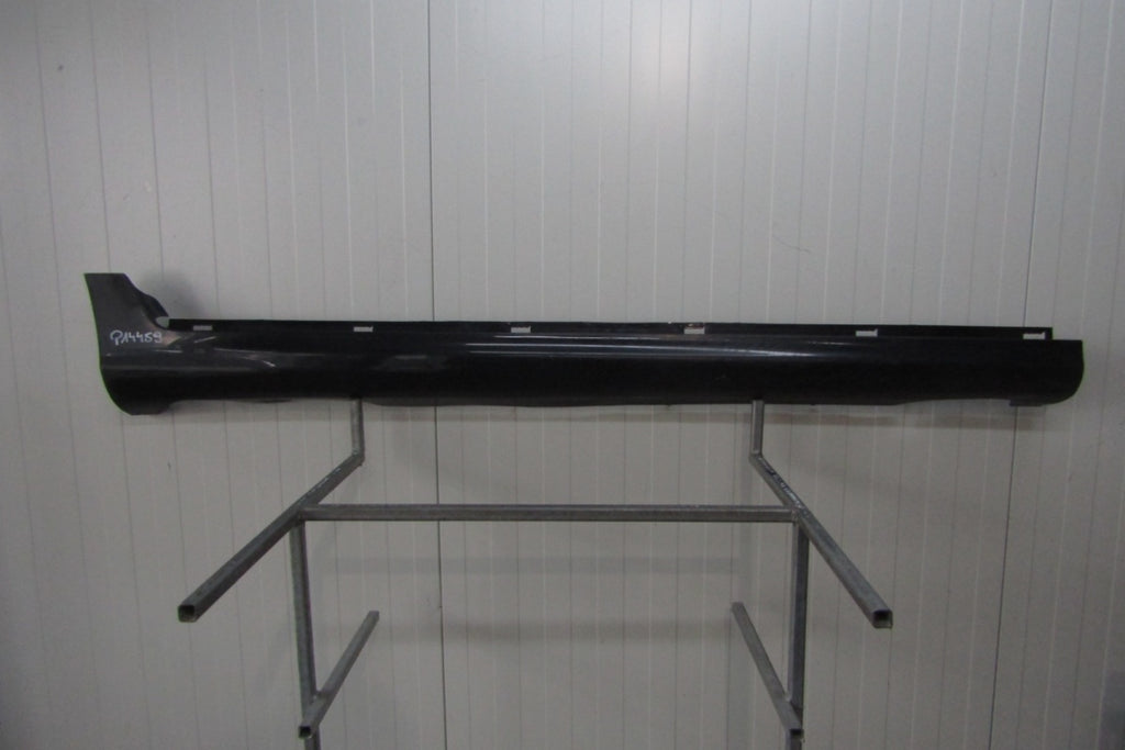Lajsna praga desna Volovo XC60 XC-60 LIFT 13-17