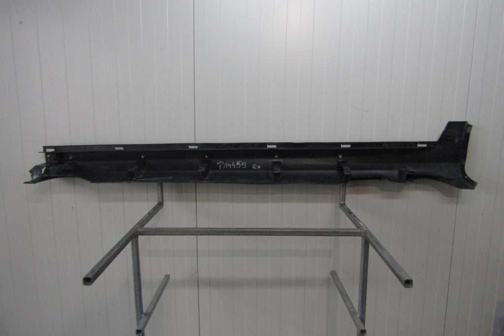 Lajsna praga desna Volovo XC60 XC-60 LIFT 13-17