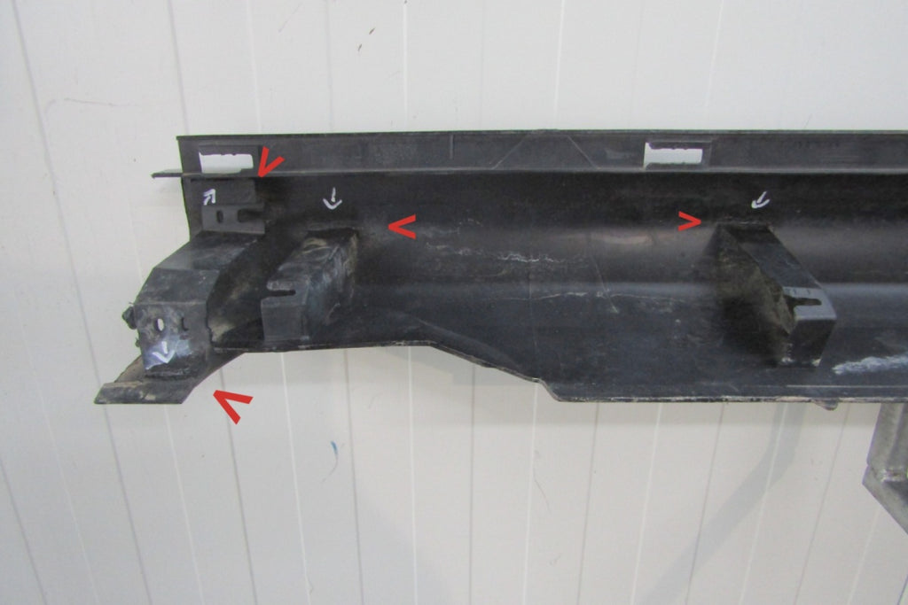 Lajsna praga desna Volovo XC60 XC-60 LIFT 13-17