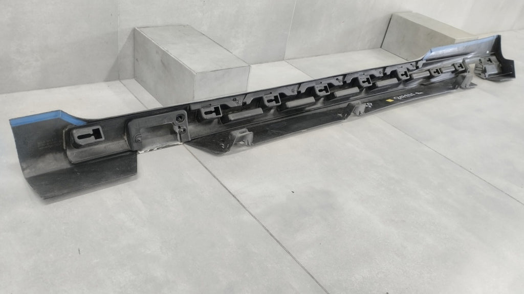 Lajsna praga desni Ford Fiesta MK7 ST 3d Lift 12-