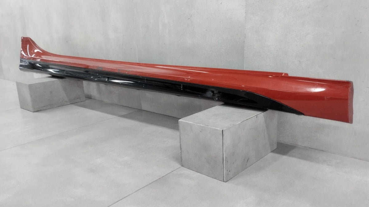 Lajsna praga desni BMW 2 F44 M paket 19-