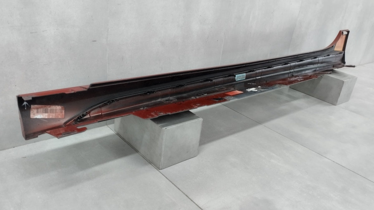 Lajsna praga desni BMW 2 F44 M paket 19-