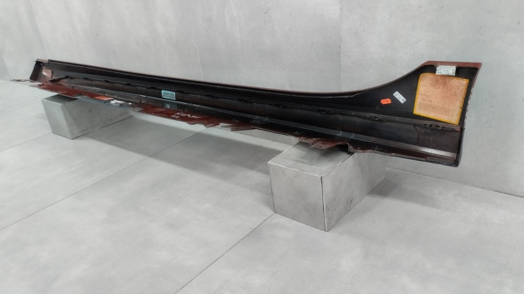 Lajsna praga desni BMW 2 F44 M paket 19-