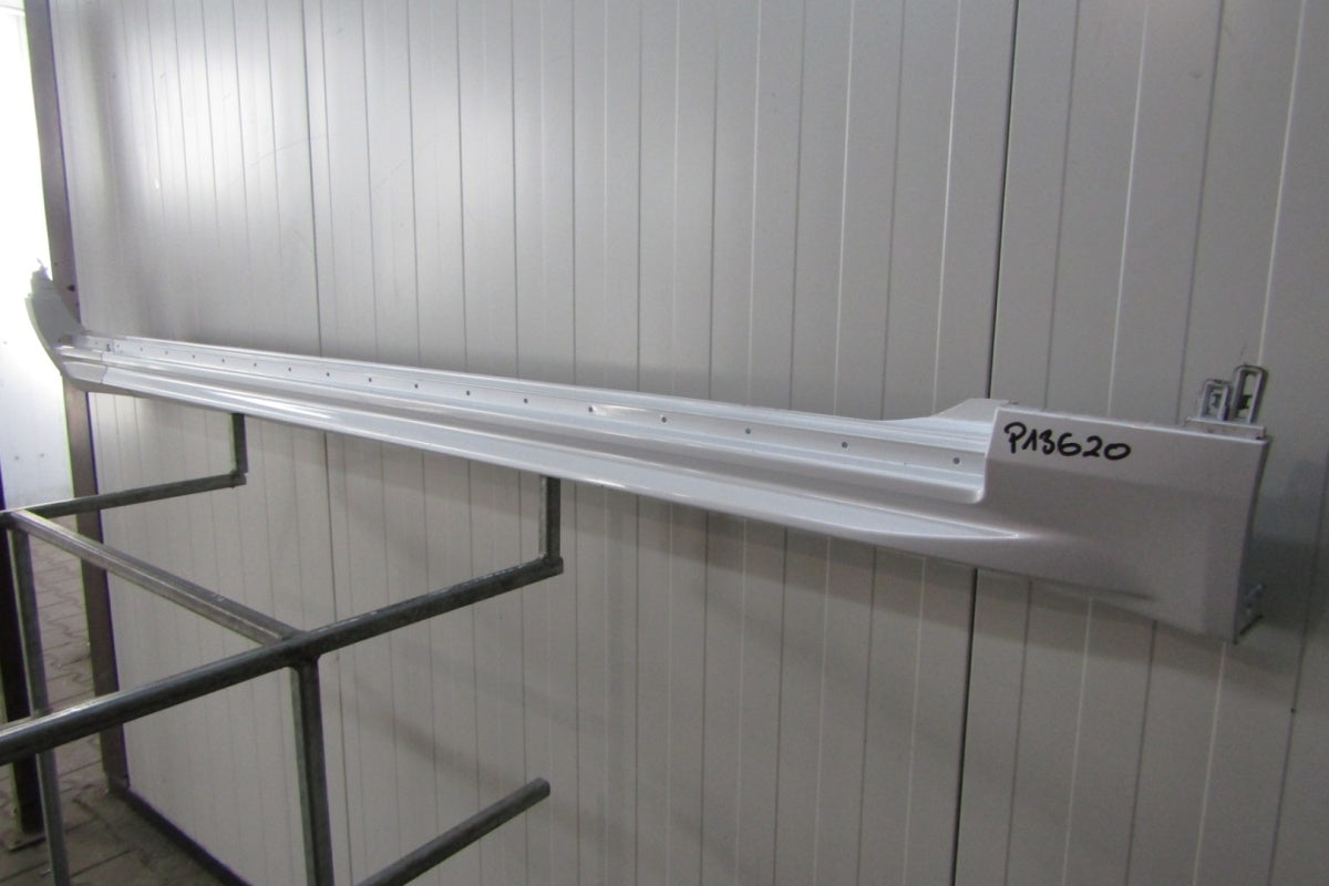 Lajsna praga desna Volvo XC90 II 18- lift XC 90