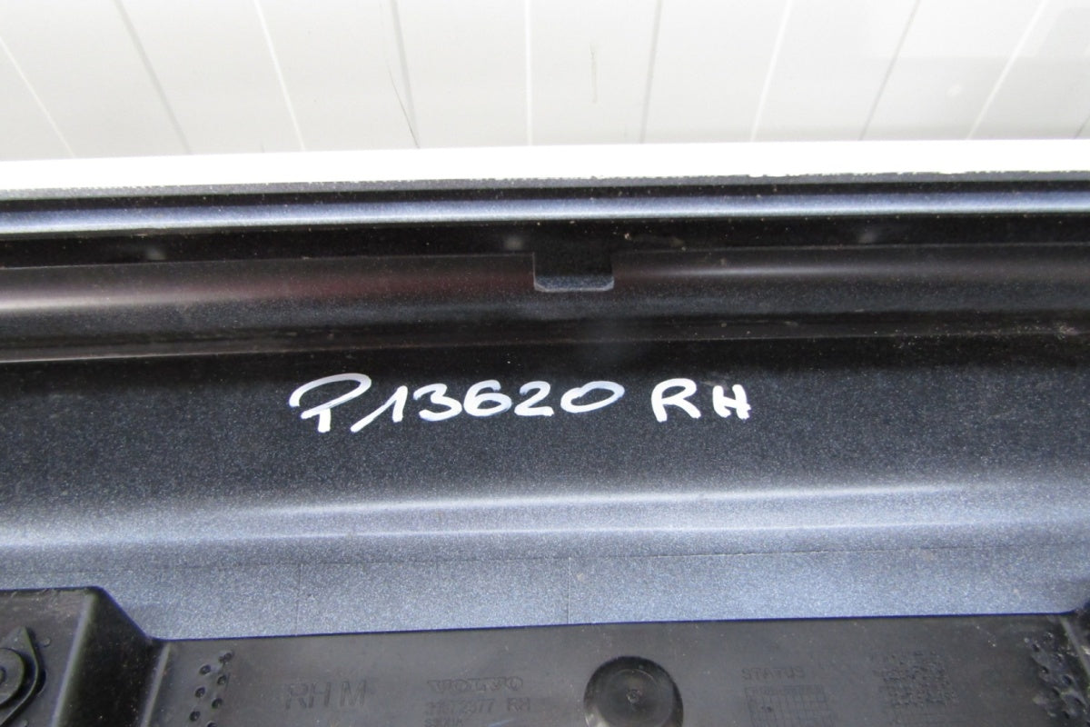 Lajsna praga desna Volvo XC90 II 18- lift XC 90
