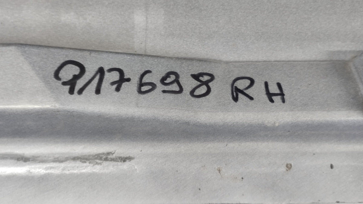 Lajsna praga desni Volvo V40 V-40 12-19 próg