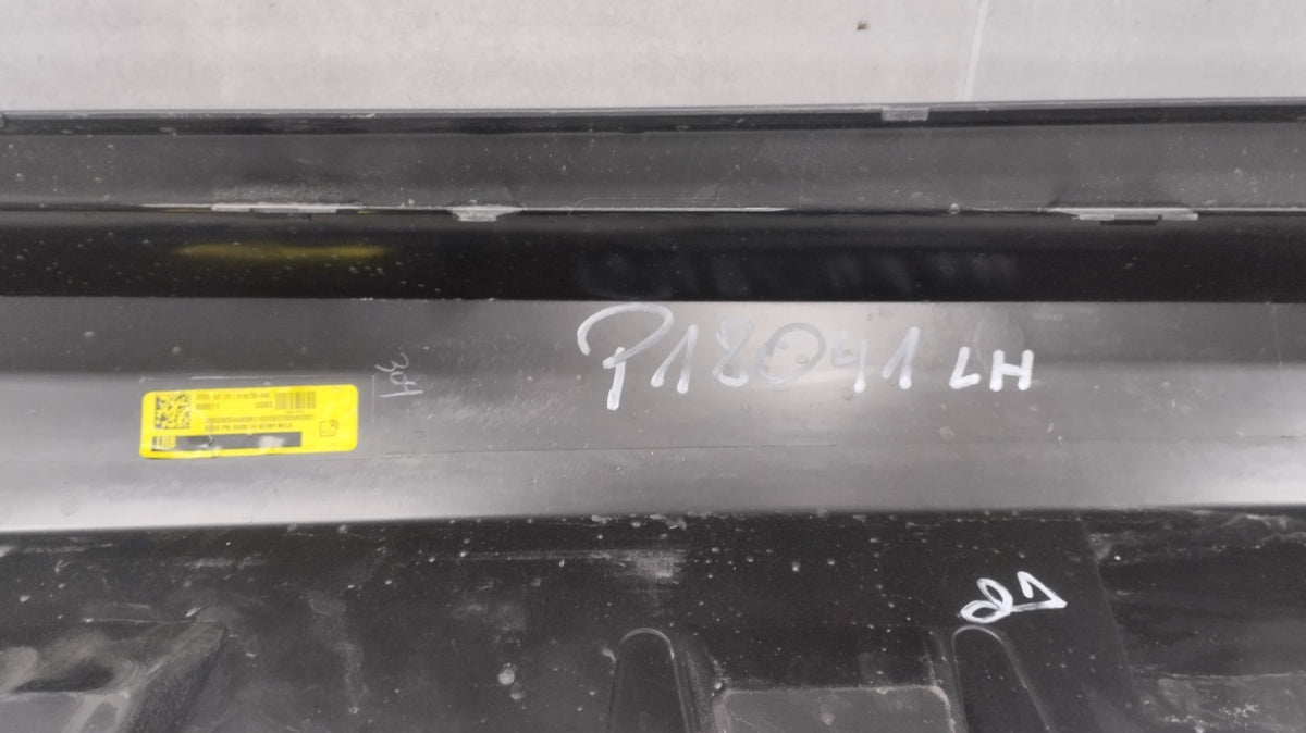 Lajsna praga lijevi BMW X7 G07 M paket 18- próg