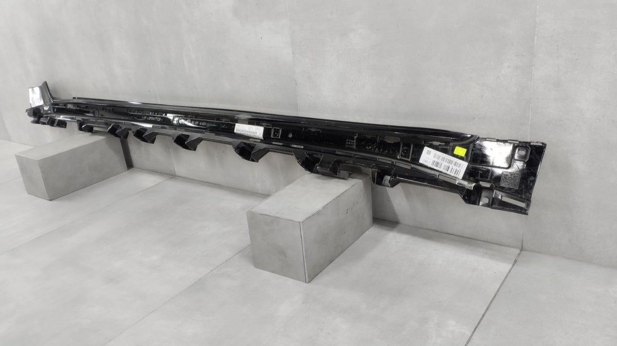 Lajsna praga ślizg mocowanie lijevi BMW i4 G26 M paket 20-