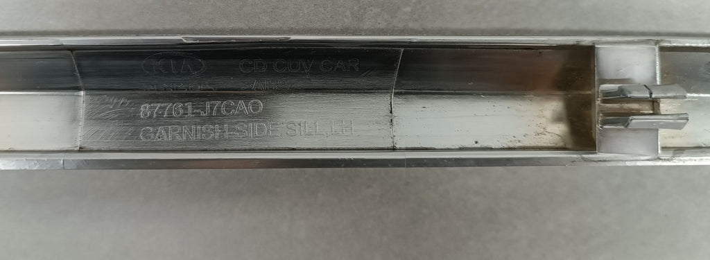 Listwa hrom progu lijevi Kia XCeed X-ceed 19-